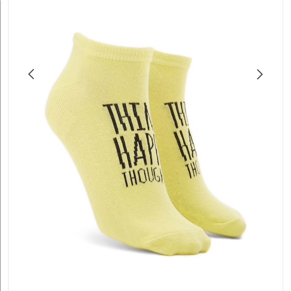 ❣️3/$15❣️ THINK HAPPY THOUGHTS Ankle Socks - Picture 3 of 3